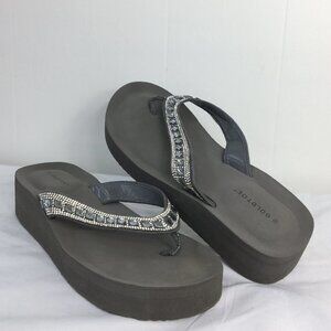 Gold Toe Platform Wedge Thong Sparkle Embellished Sandals Size 10 EXCELLENT
